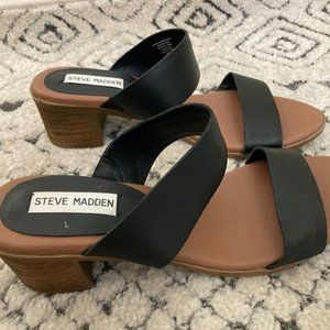 Steve Madden Black Leather Strap Slip-on Sandals